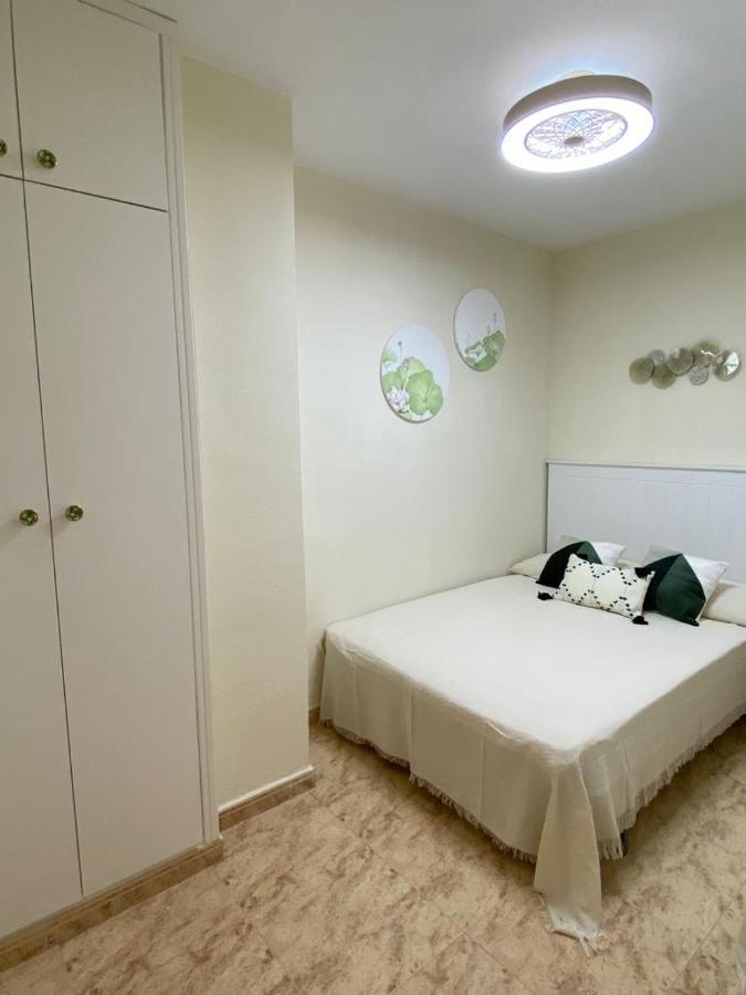 Комфортабельные Апартаменты С Большой Террасой Torrevieja Exterior photo